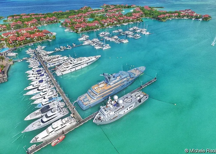 Eden Island Luxury Accommodation