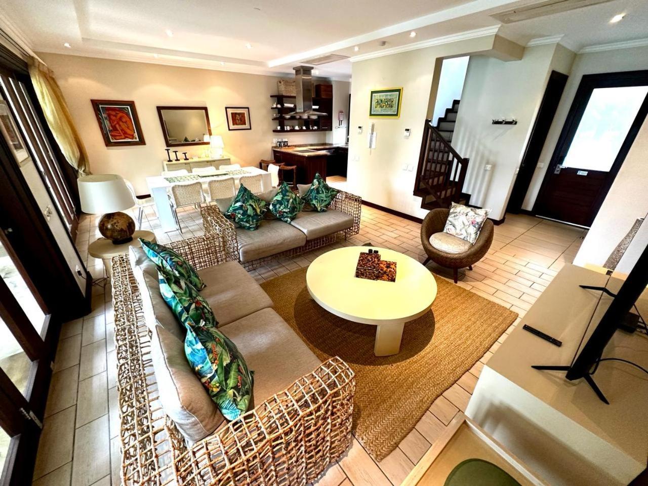 Luxury * Eden Island