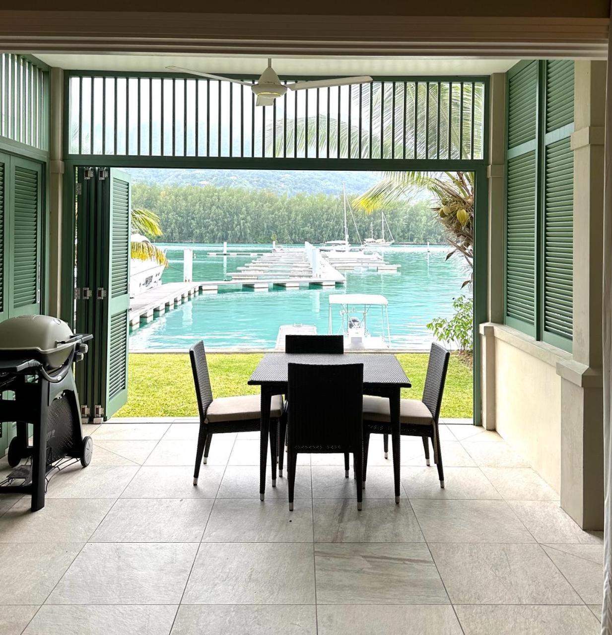 Luxury * Eden Island