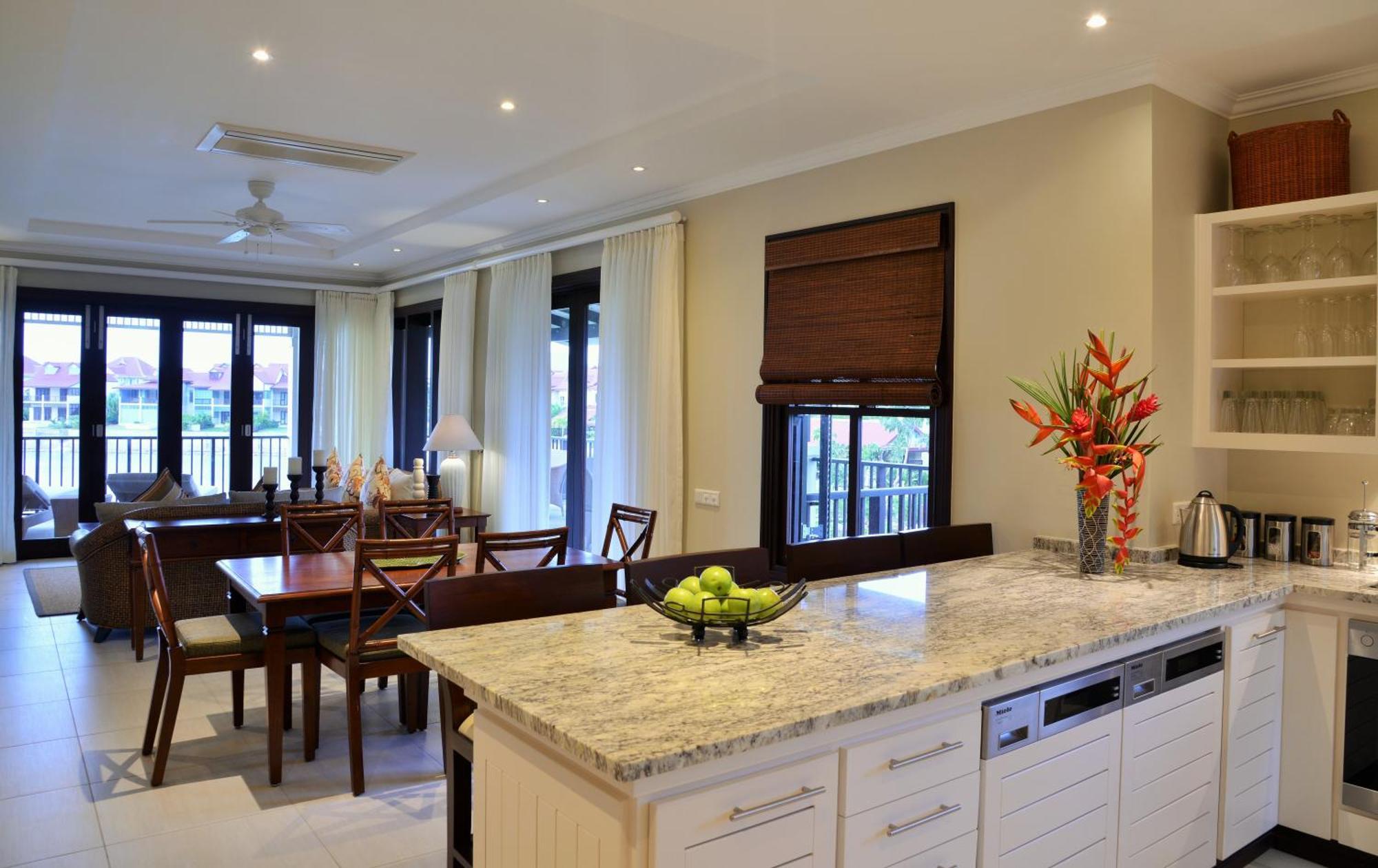 Luxury Appartamento Eden Island